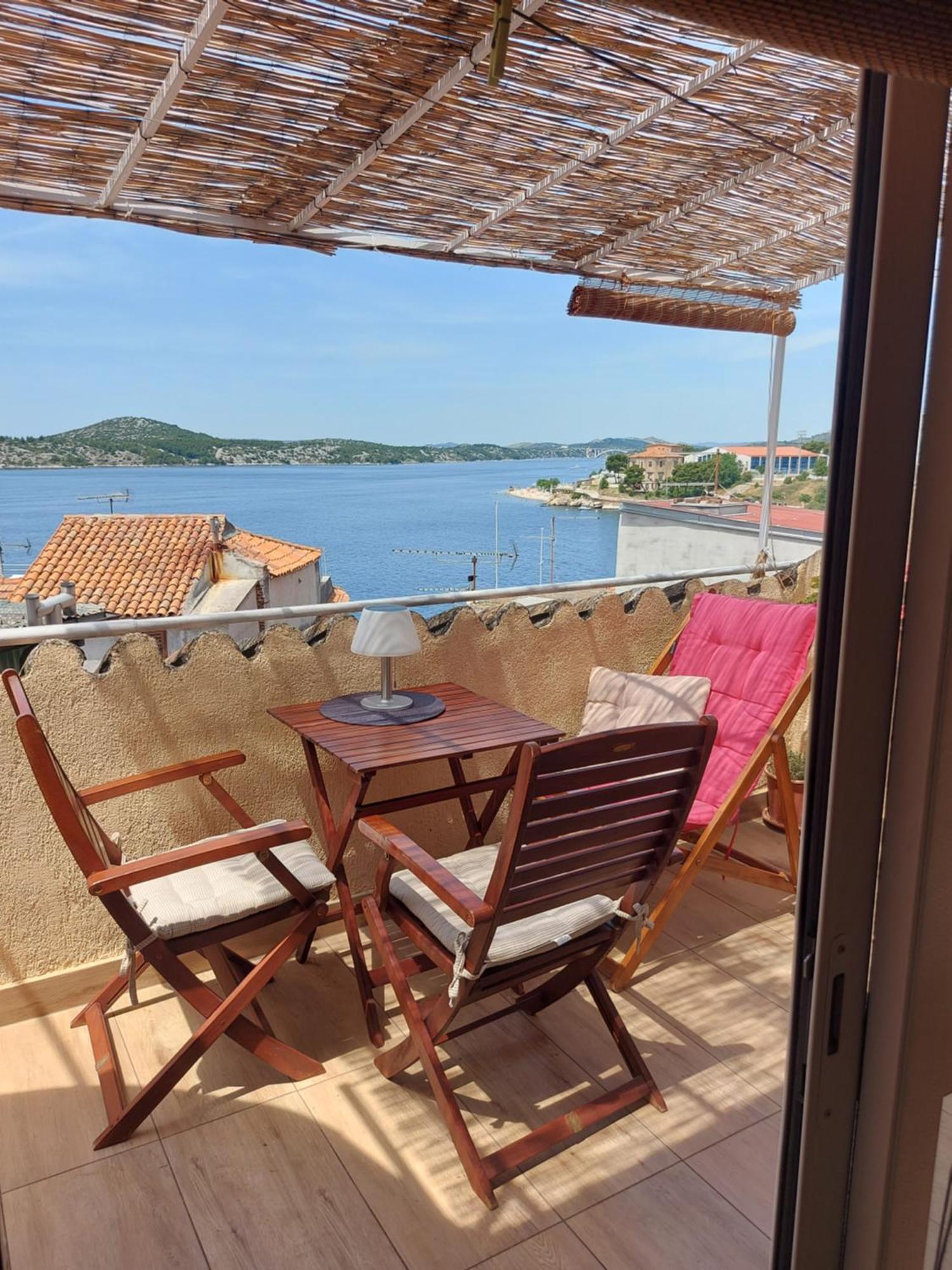 Apartment Lili Σίμπενικ Εξωτερικό φωτογραφία